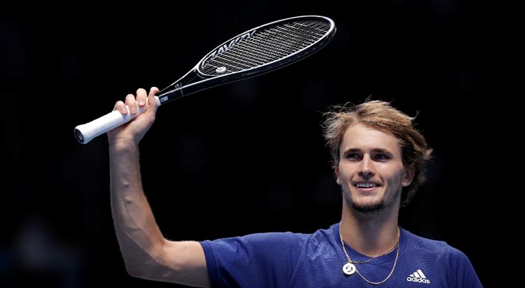 Zverev Pobijedio Đokovića I Izbacio Ga Sa Završnog Turnira